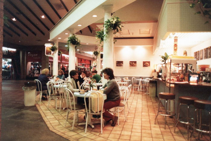 Marquette Mall - From Marquette Mall Memories Facebook (newer photo)